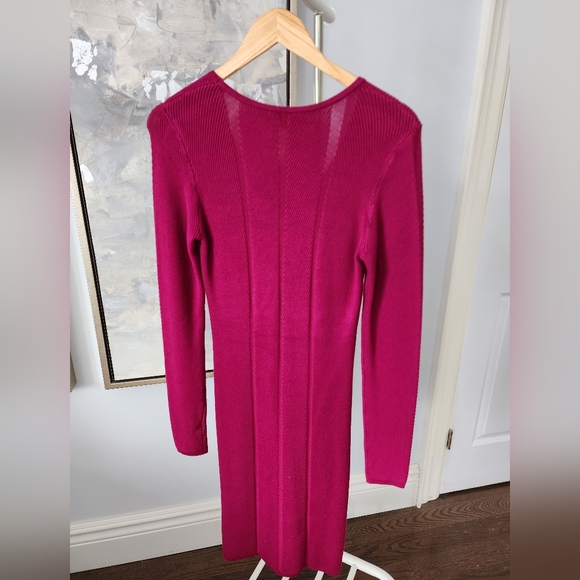 Guess laced cutout knit dress ( new with tag) - Picture 3 of 4